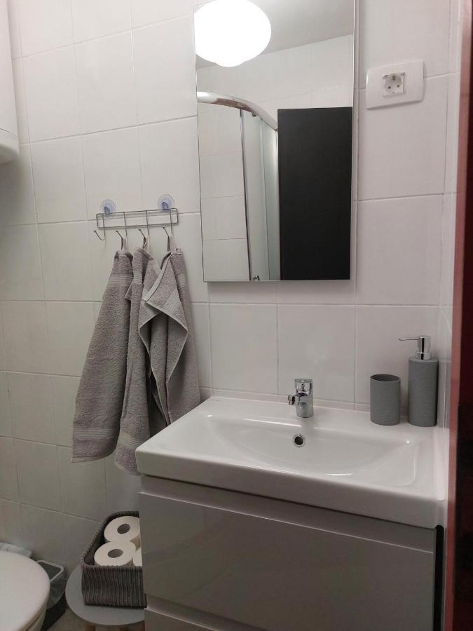 Apartma Romeo ไพราน ภายนอก รูปภาพ