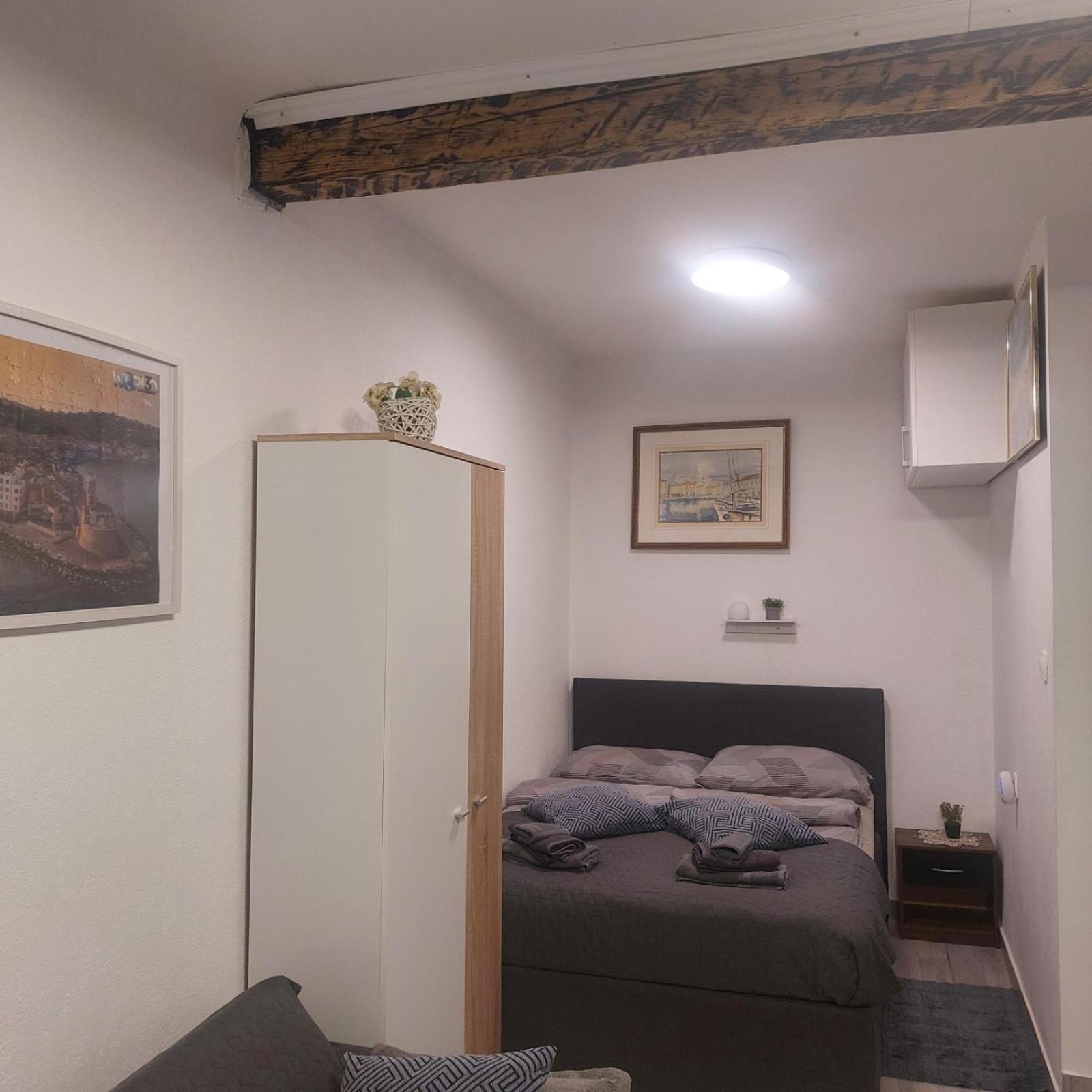 Apartma Romeo ไพราน ภายนอก รูปภาพ