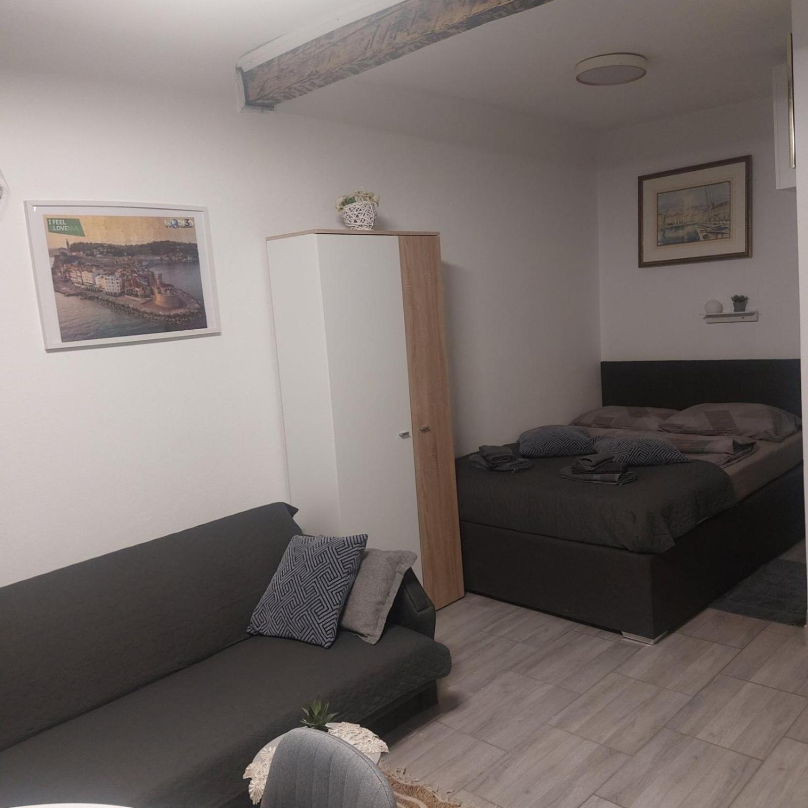 Apartma Romeo ไพราน ภายนอก รูปภาพ